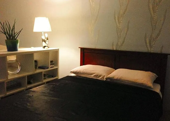 Designer Apartment In Old Town